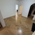 Fourniture et pose collée d’un parquet chêne bâton rompus huilé, grande largeur aspect bois chaud à Wintzenheim à côté de Colmar