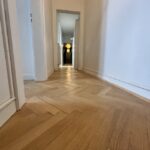 Rénovation par ponçage et vitrification de parquet massif vernis à Colmar Haut Rhin