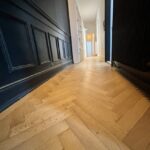 Pose parquet chevron brut finition vernis sur place à Colmar Haut-Rhin