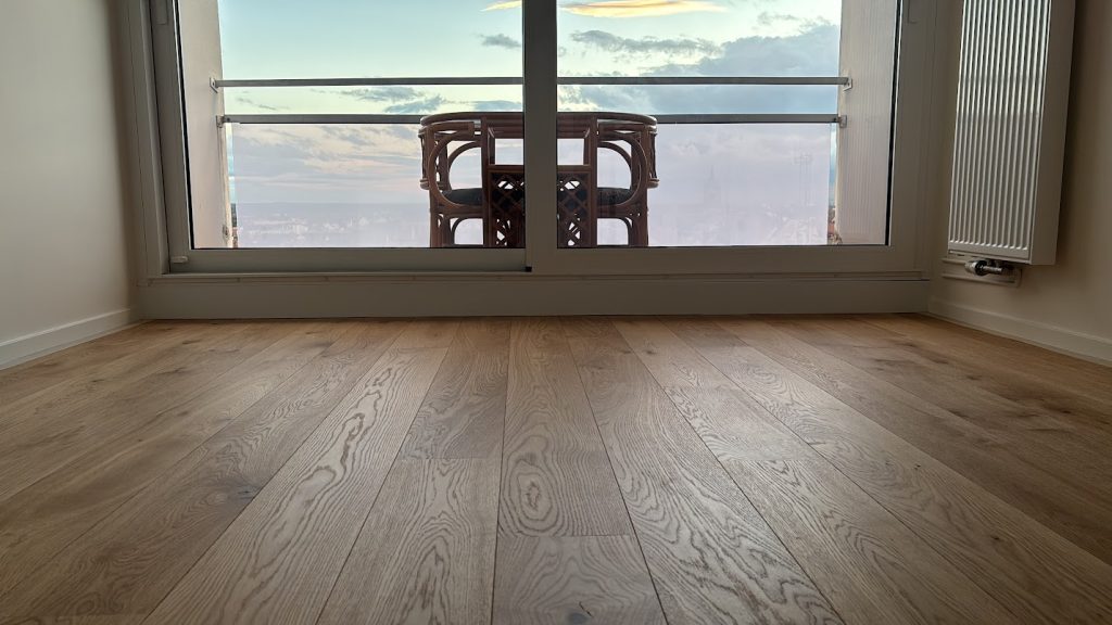 Parquet d’exception à Colmar : l’art du sol sur mesure dans le Haut-Rhin Parquet d’exception à Colmar : l’art du sol sur mesure dans le Haut-Rhin