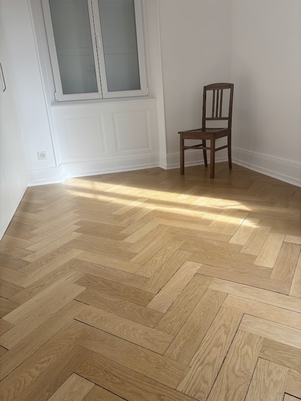 Parquet d’exception à Colmar : l’art du sol sur mesure dans le Haut-Rhin Parquet d’exception à Colmar : l’art du sol sur mesure dans le Haut-Rhin