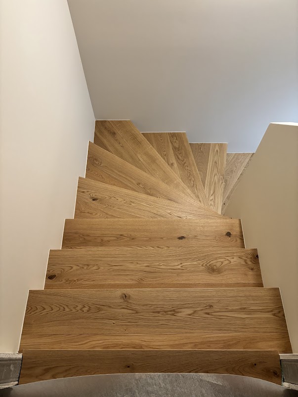 Fourniture et pose de parquet, pourquoi faire appel à un professionnel ? Fourniture et pose de parquet, pourquoi faire appel à un professionnel ?