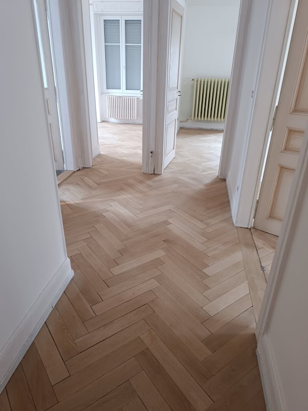 Artisan parqueteur : expertise en ponçage de précision à Landser Haut-Rhin